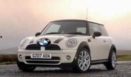 宝马mini爆料原视频,原视频揭秘设计亮点与性能参数